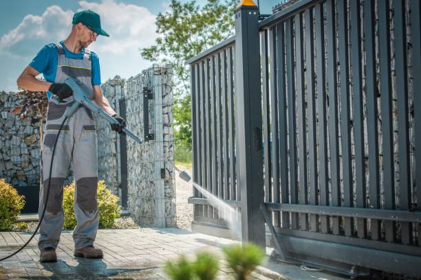Best Pool Deck Cleaning  in South Monrovia Island, CA